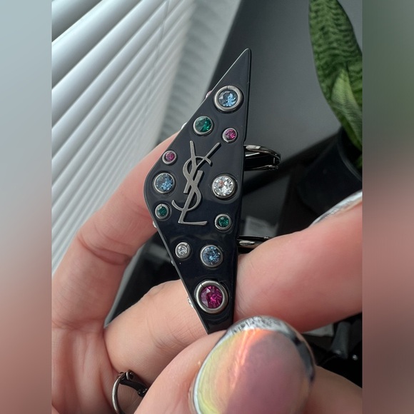 Saint Laurent clip on triangle earrings YSL logo - Picture 2 of 8